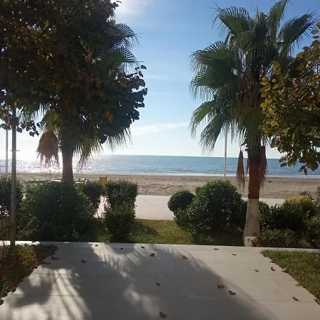 Viki Sea View 公寓