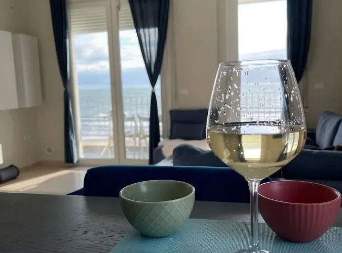 Viki Sea View * Durrës