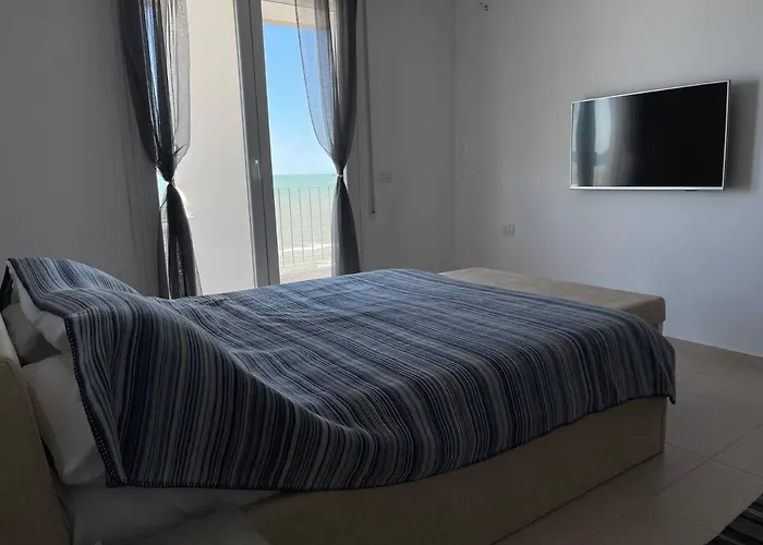 Viki Sea View 公寓