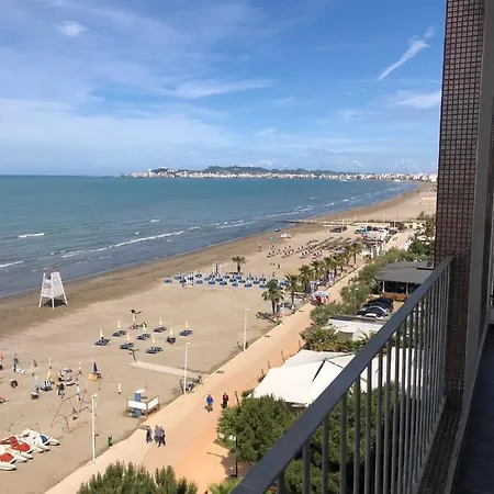 דירה Viki Sea View *