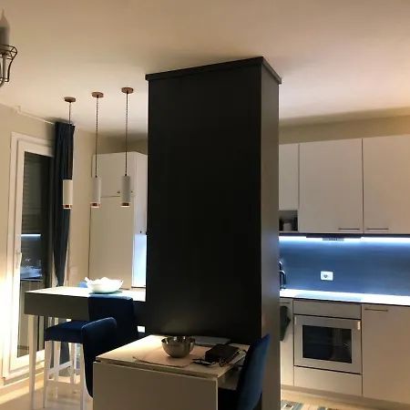 Viki Sea View Apartment