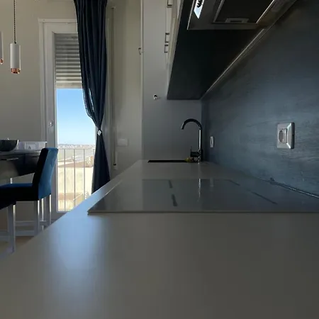Viki Sea View דורס