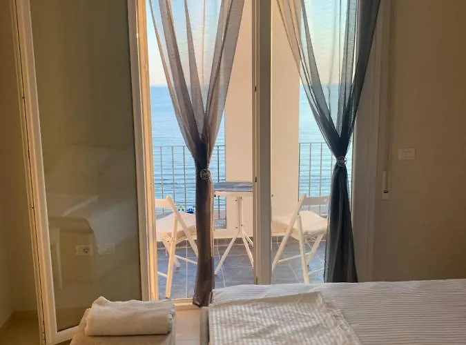Appartement Viki Sea View *